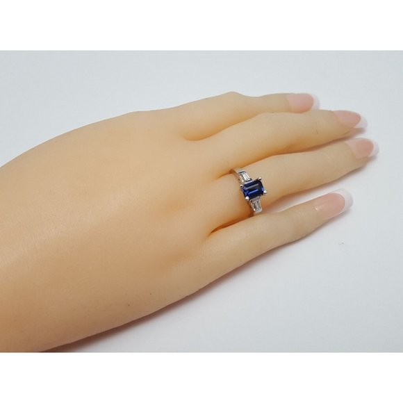 Unique 14K Solid White Gold Designer Sapphire & Baguette Diamond Ring - Size 5.5 - Picture 11 of 16